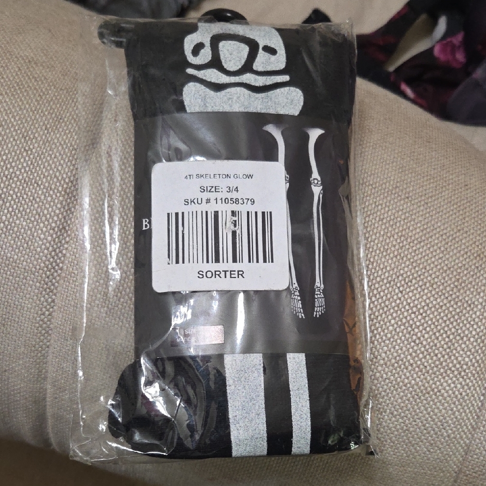 Hot Topic Black and White Skeleton Glow Socks